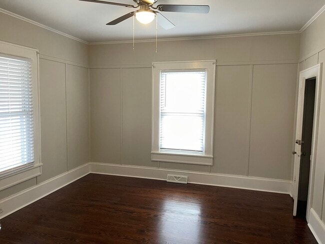 Building Photo - 2417 Statesville Blvd