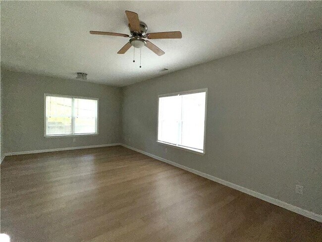 Building Photo - 3 Bedroom single family home in Forsyth Co...