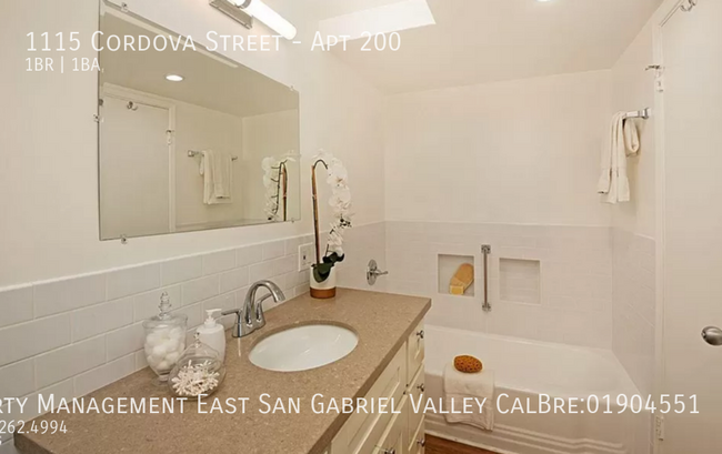 Building Photo - STUNNING REMODELED CONDO  IN PRIME PASADEN...