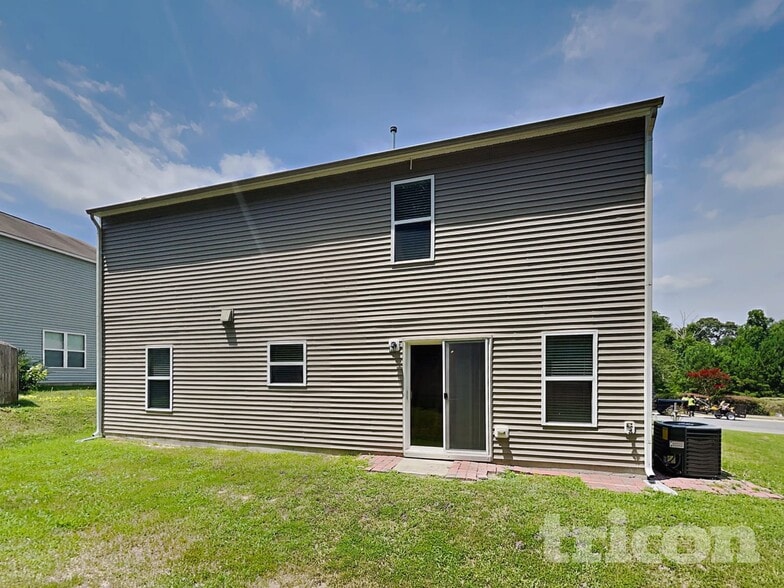 Building Photo - 4211 Offshore Dr