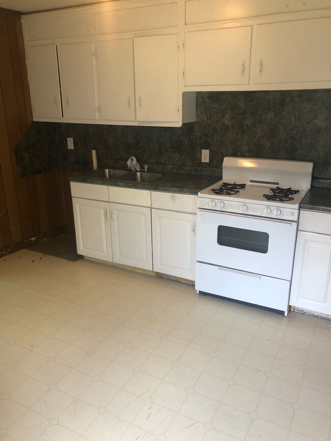 Building Photo - 22 Orchard Dr