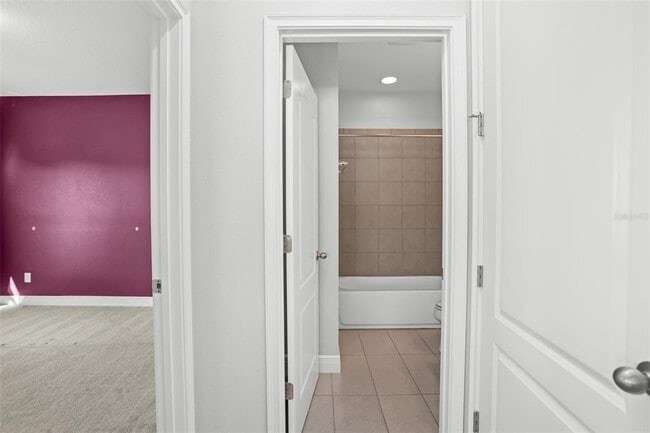 Building Photo - 13590 Lessing Ave