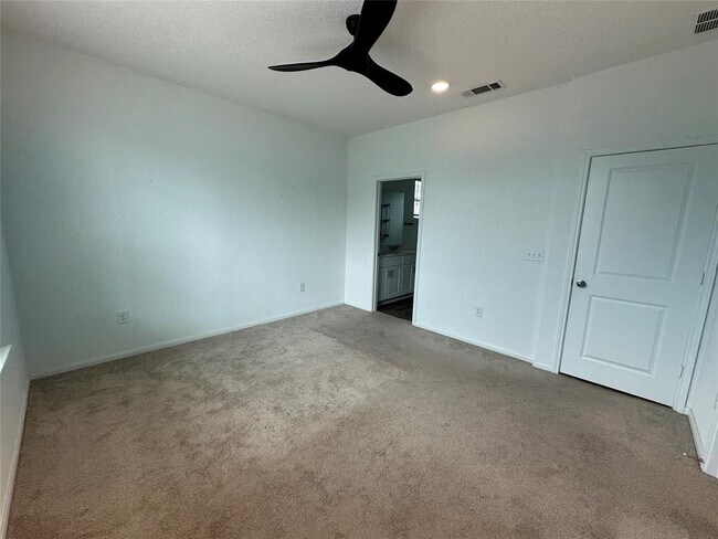 Building Photo - 17958 Plow Beam Dr