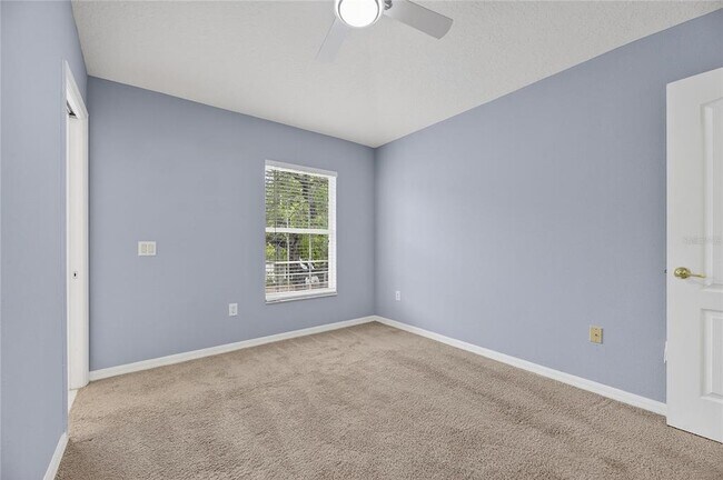 Building Photo - 13123 Kings Crossing Dr