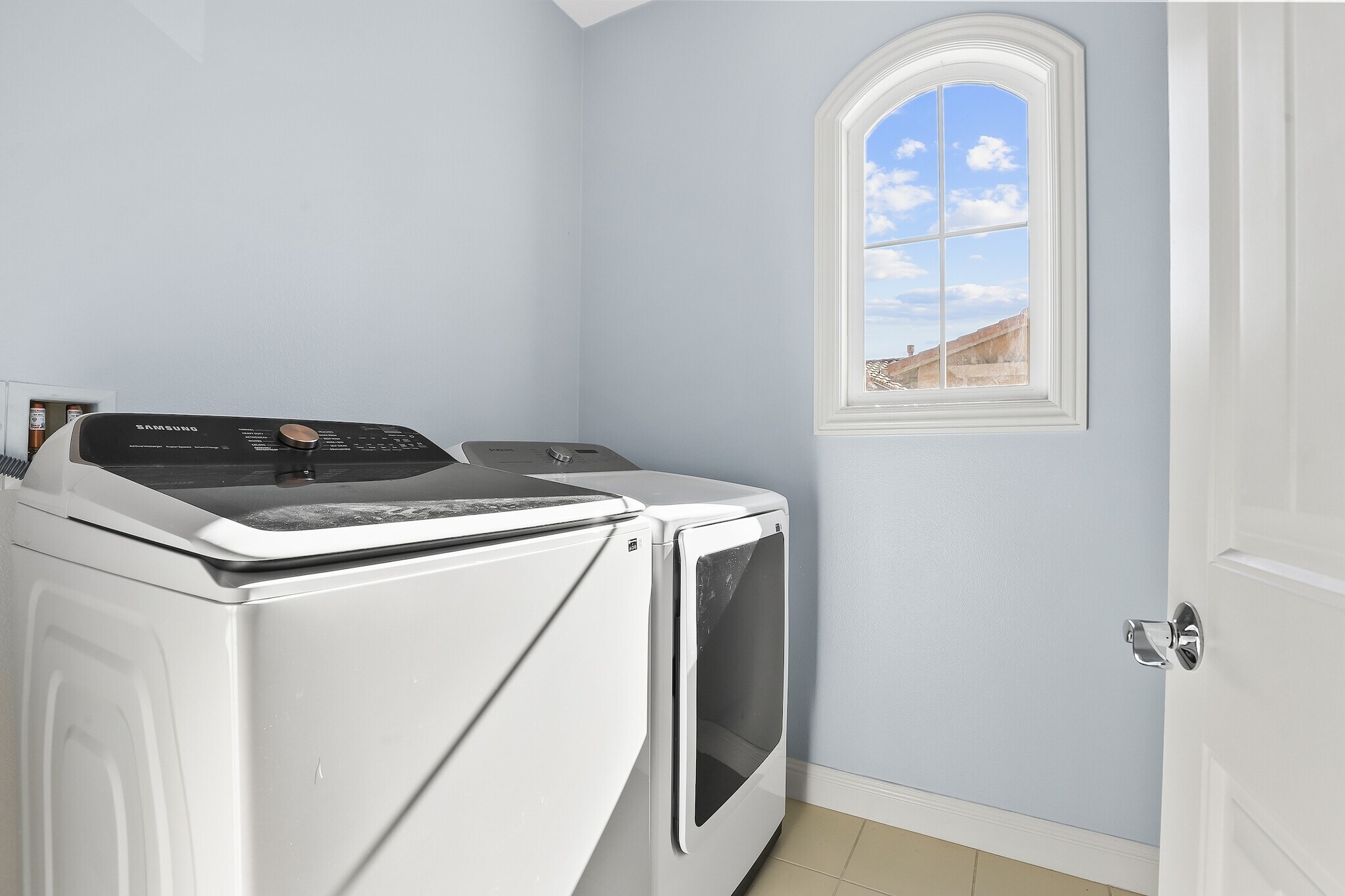 Building Photo - 11507 Verona Dr