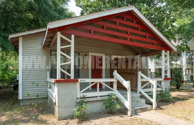 Building Photo - 611 Faulkner St