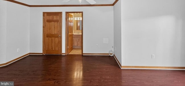 Building Photo - 2483 Lakeside Drive