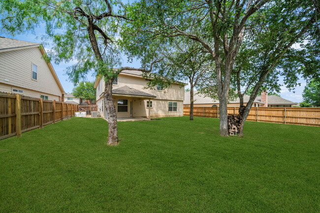 Building Photo - 7715 Black Oak Pass