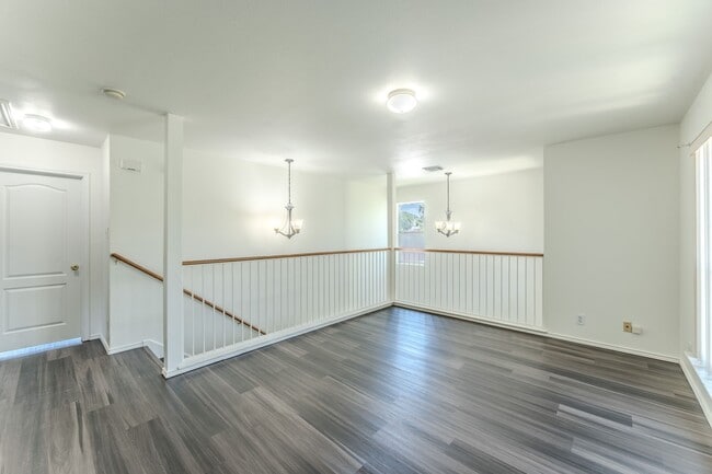 Building Photo - 1339 Diamond Bluff