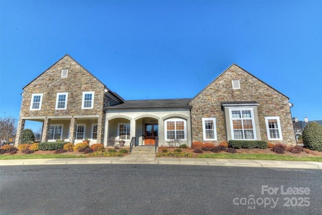 Building Photo - 8827 SedgeBurn Dr