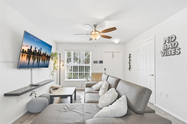 Building Photo - 2293 NW 170th Ave