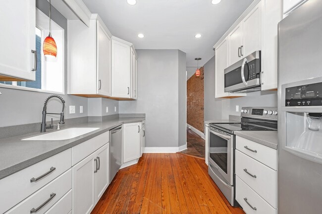 Building Photo - 12 E South St