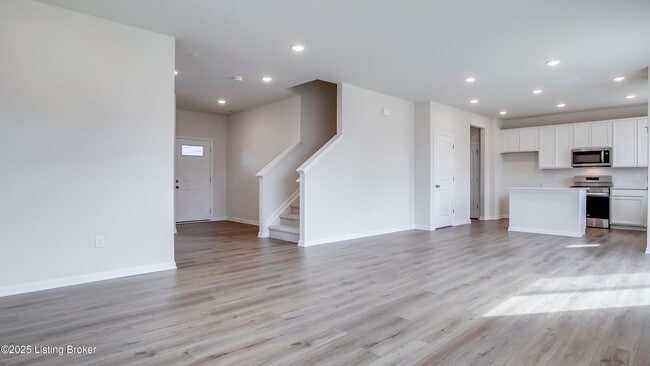 Building Photo - 1850 Washington Blvd