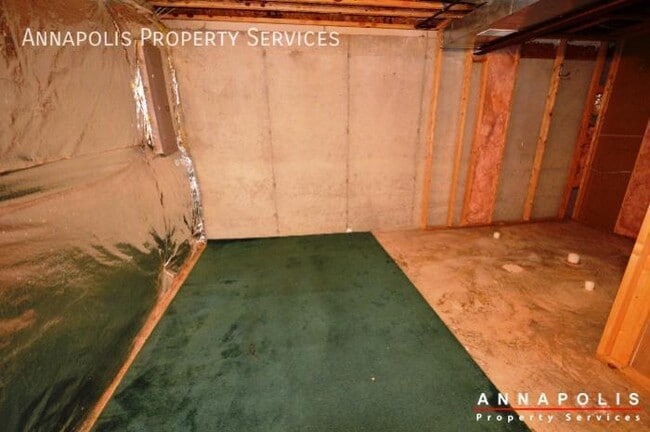 Building Photo - 828 Stonehurst Ct