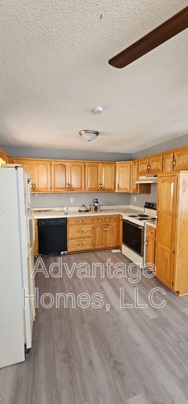 Building Photo - 7519 NW 84th Terrace