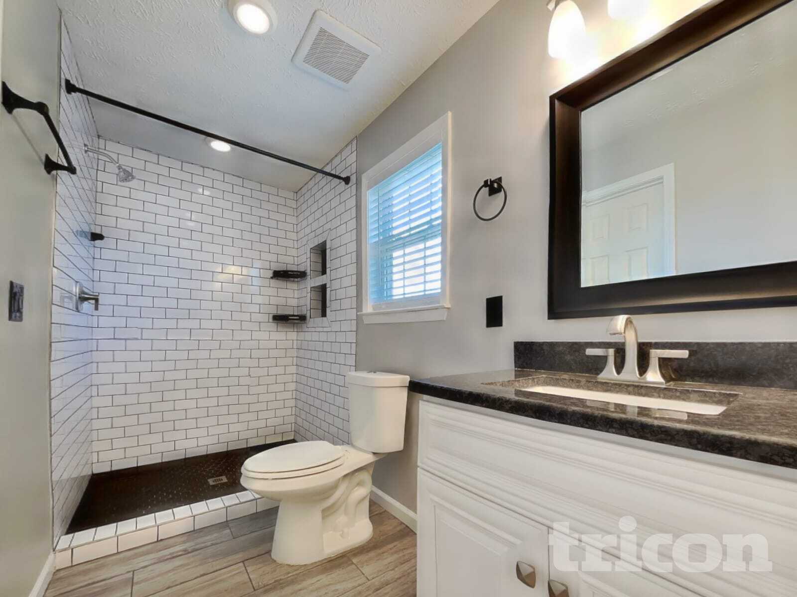 Building Photo - 1456 Colyn Avenue