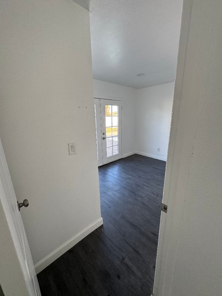 Building Photo - 3908 Rene Dr