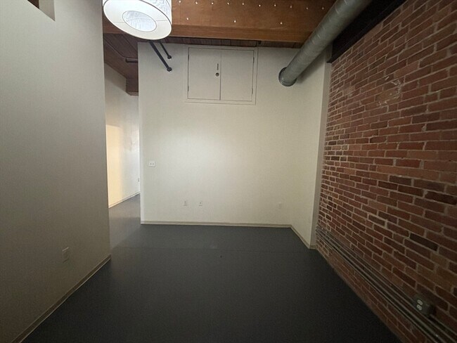 Building Photo - 88 Gerrish Ave