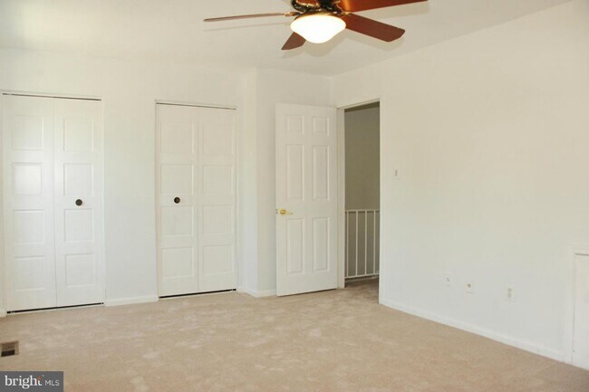 Building Photo - 6533 Yadkin Ct