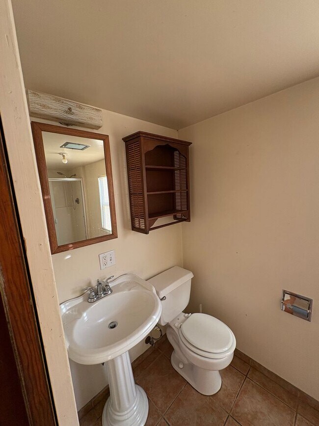 Building Photo - California St