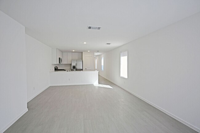 Building Photo - 7358 Orange Sapphire