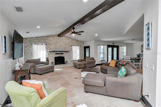 Building Photo - 1542 SE Pinwheel Dr