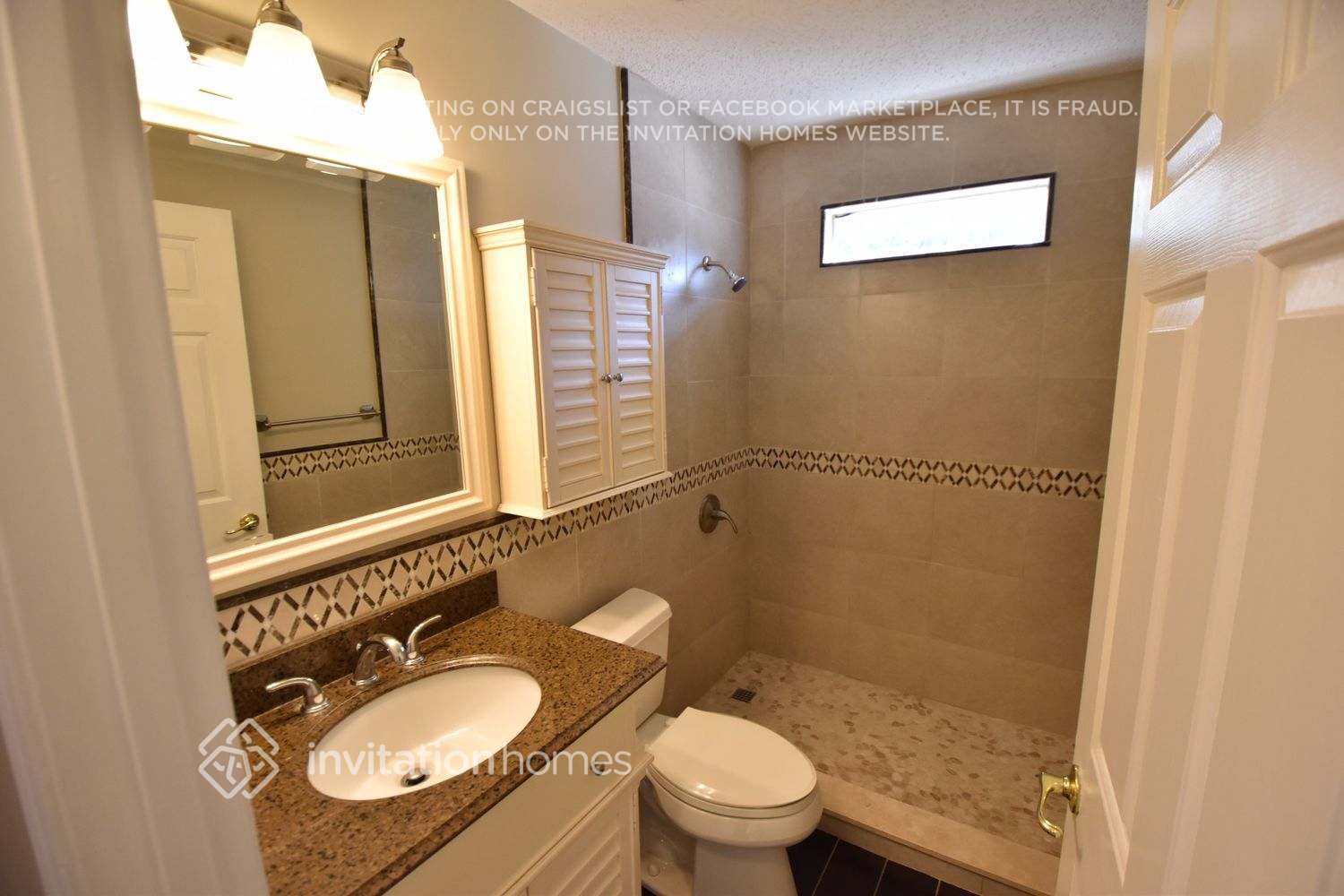 Building Photo - 1335 Ardmore St