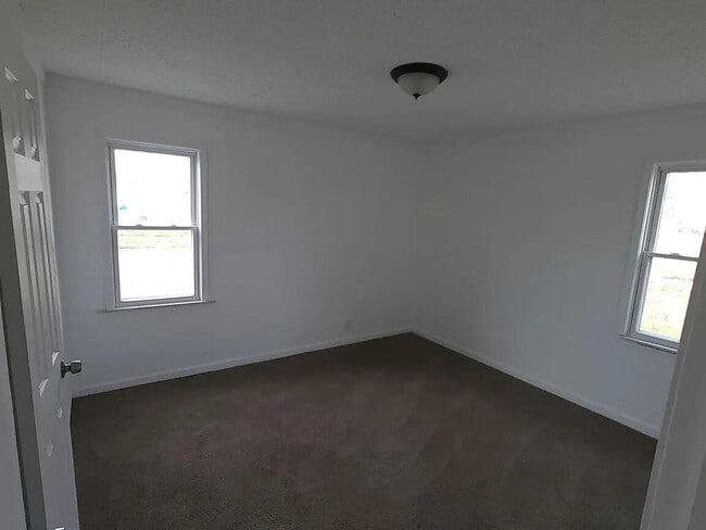Building Photo - 26548 Eton Ave