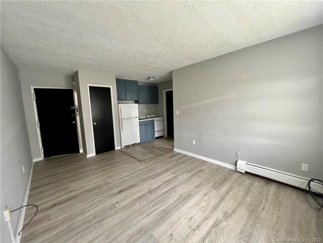 Building Photo - 85 Union Ave