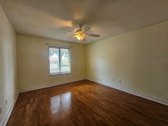 Building Photo - 213 Hillside Dr