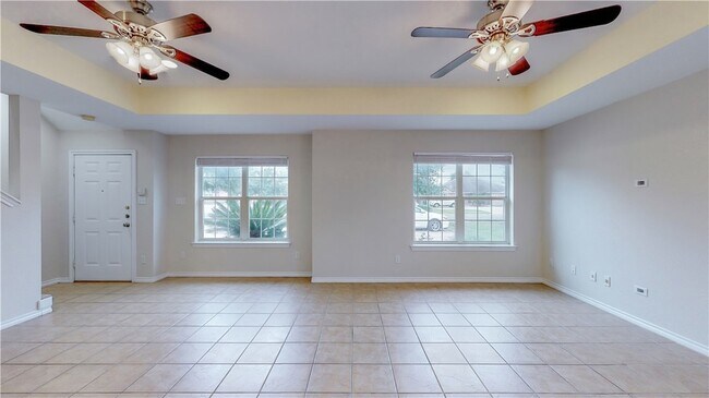 Building Photo - 3771 Oldenburg Ln