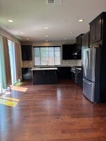 Building Photo - 3472 San Sonita Dr