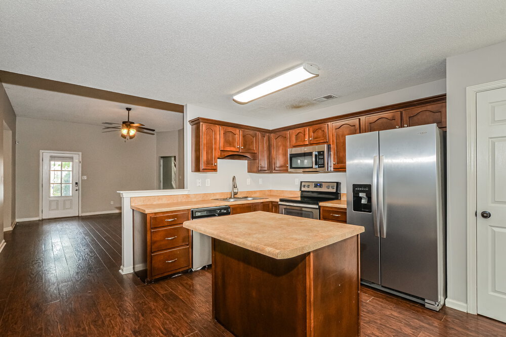 Building Photo - 4313 Genevieve Dr