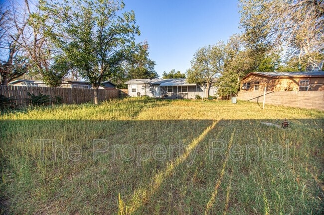 Building Photo - 3624 Walnut Ave