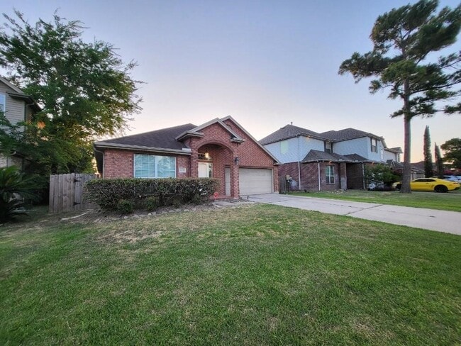 Building Photo - 10611 Sunswept Fields Ln