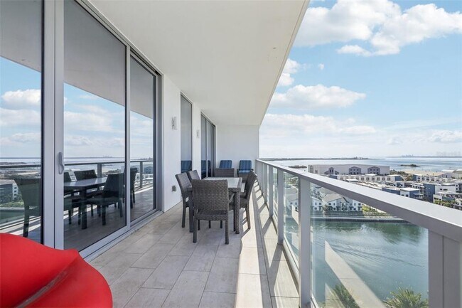 Building Photo - 5120 Marina Wy