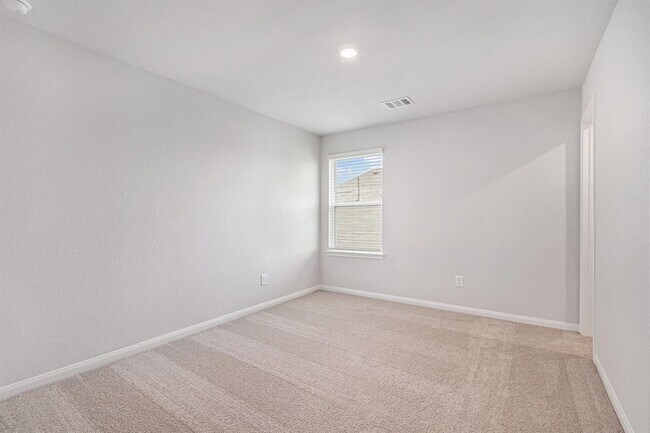 Building Photo - 13641 Goldeye Dr