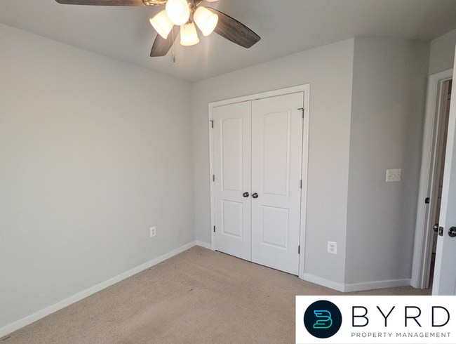 Building Photo - 1325 Claytor Ln