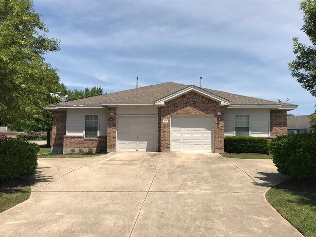 Primary Photo - 2866 Southampton Way
