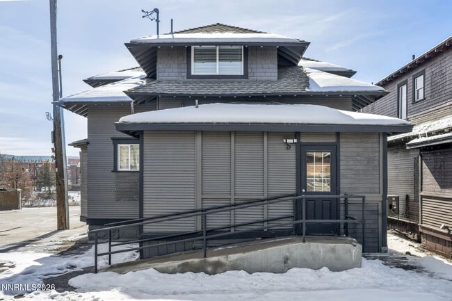 Building Photo - 33 W 8th St