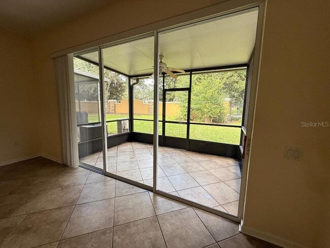 Building Photo - 3396 Shallot Dr