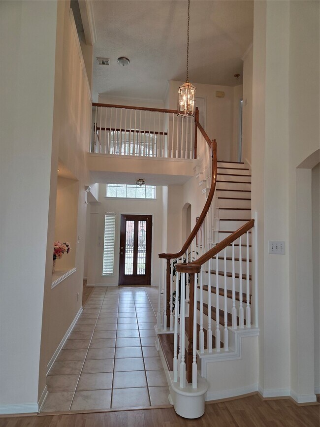 Building Photo - 4306 Lakeside Meadow Dr