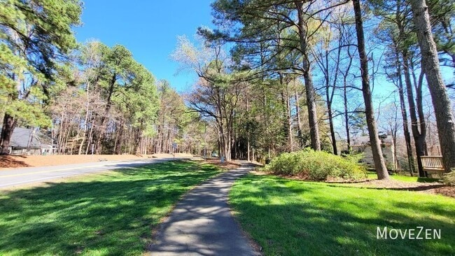 Building Photo - 326 Old Fox Trail