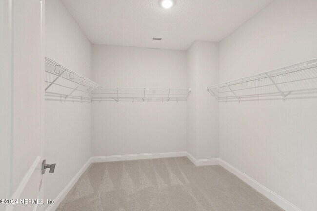 Building Photo - 120 Elm Br Rd