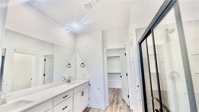 Building Photo - 458 W Taverner Xing