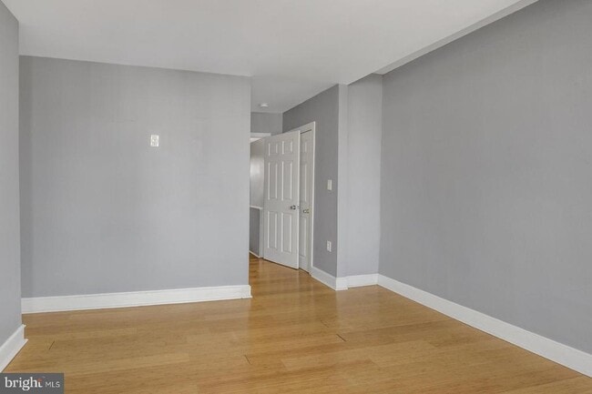 Building Photo - 2803 Aramingo Ave