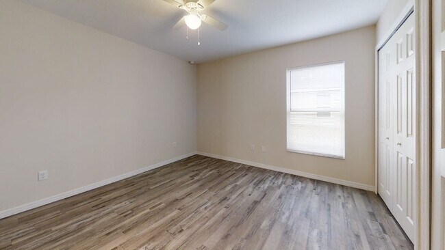 Building Photo - Beautiful 2BR/2BA Unit! Ready!