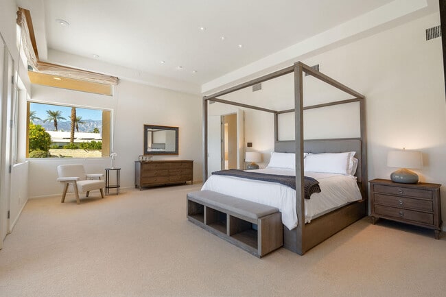 Building Photo - 16 Judd Terrace