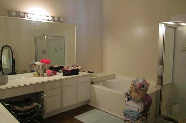 Building Photo - 18423 Cobblestone Dr