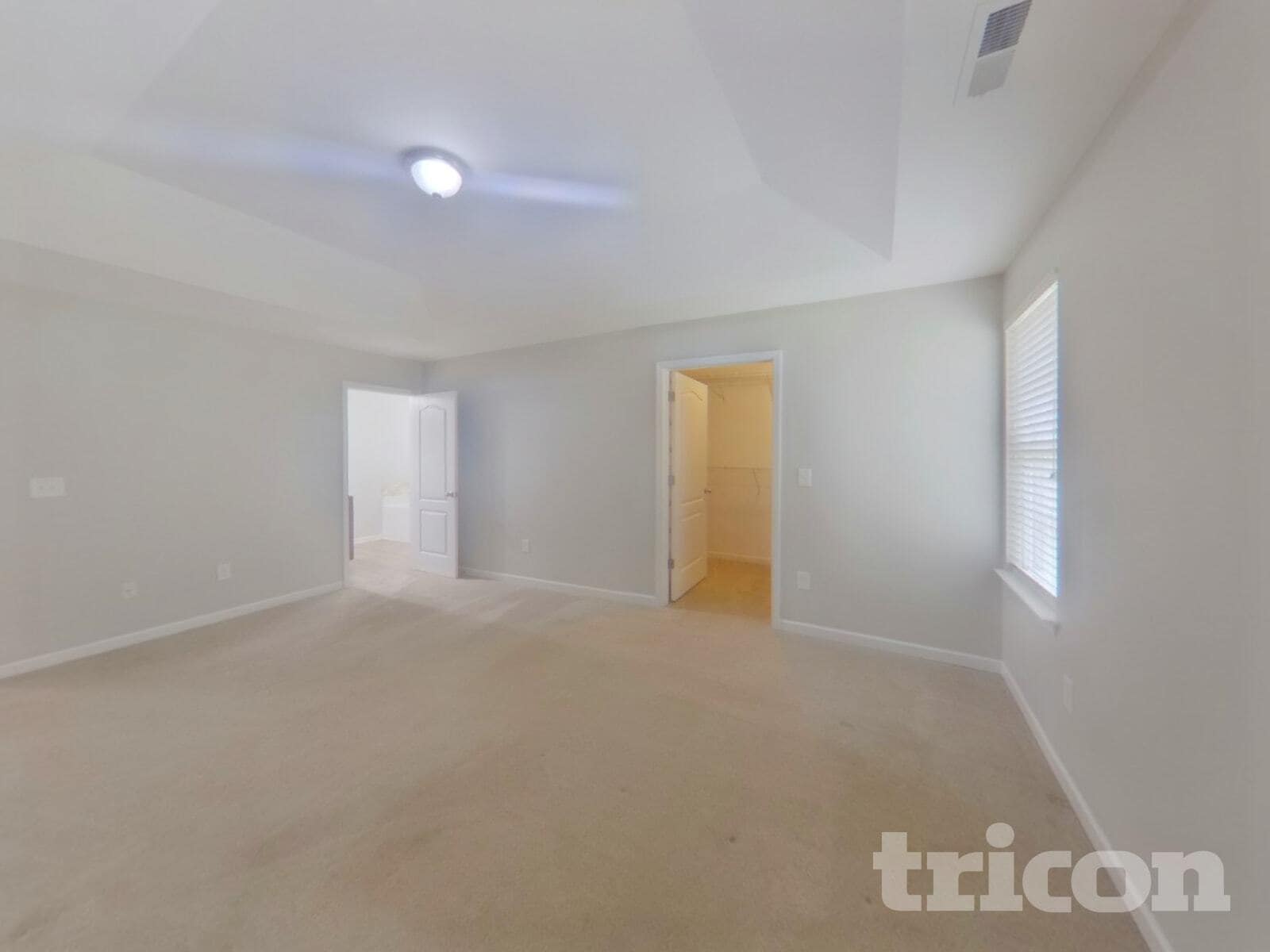 Building Photo - 216 Fledgling Way